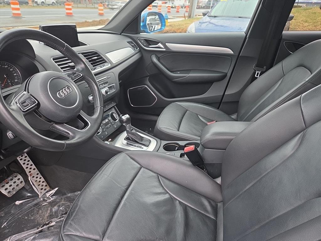 WA1GFCFS1GR007465-5s